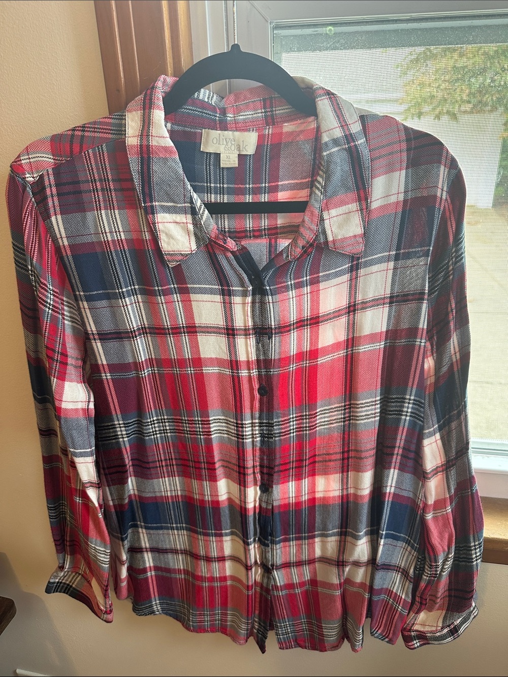 Olive & Oak Women’s Red, White, Navy Plaid Super Soft Button-Down Shirt